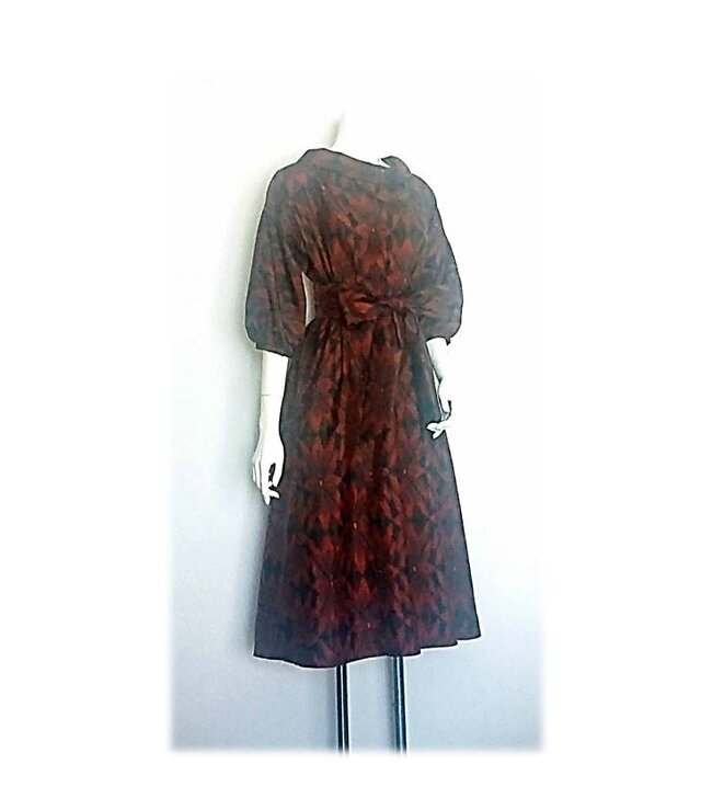 188 大島紬リメイクレトロＡラインワンピース（黒×オレンジ）