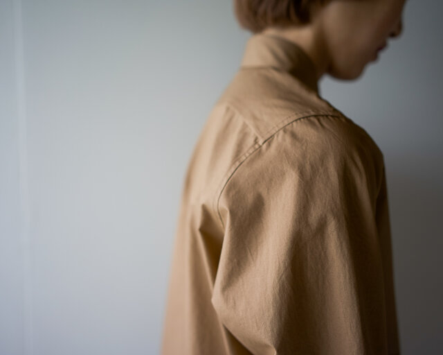 air tumbler cotton shirt/brownの画像1枚目