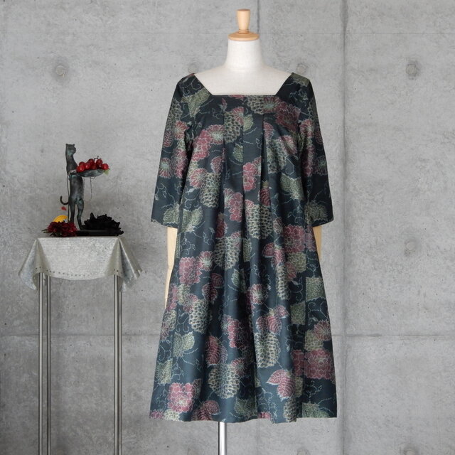 20%OFF 着物リメイク ワンピース/十日町紬 紬/ M〜L / Aラインの画像1枚目