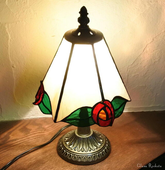 薔薇 バラ ステンドグラス ランプ 照明 卓上 スタンド | iichi