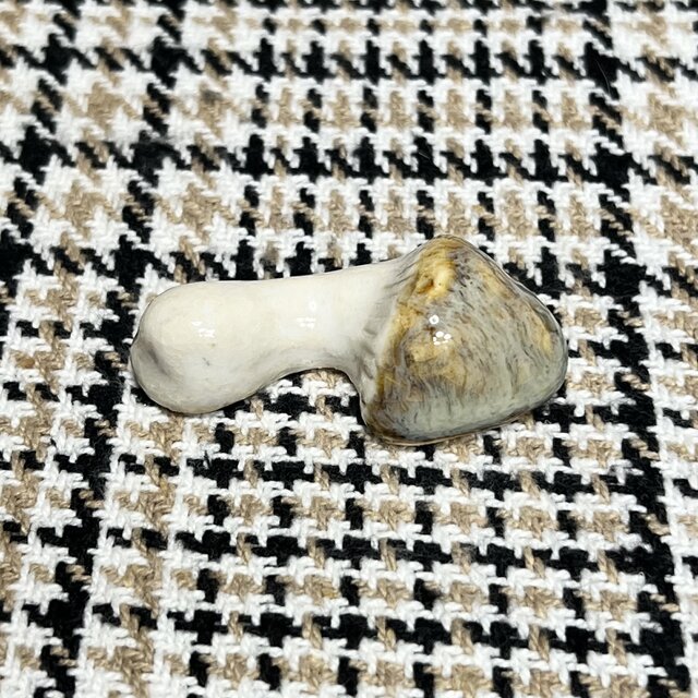 陶器 箸置き　きのこ（大） 茶色【HC009-a】