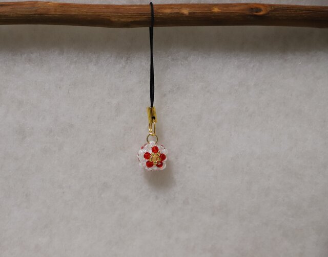 ビーズ玉ストラップ花柄 赤花 Sk1 Iichi ハンドメイド クラフト作品 手仕事品の通販