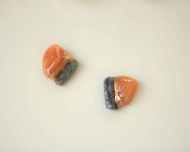 金継ぎx天然石ピアス (オレンジアベンチュリン、ピーターサイト