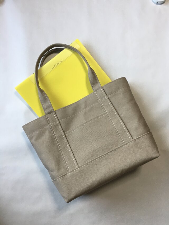 肩掛けできるトートバッグ(Lサイズ)「ALL」(ベージュ)の画像1枚目