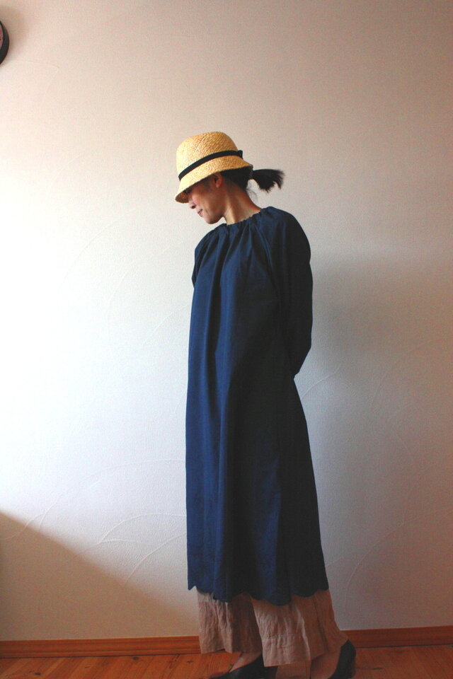 春野新作　スカラップレース　ラグランスリーブワンピース