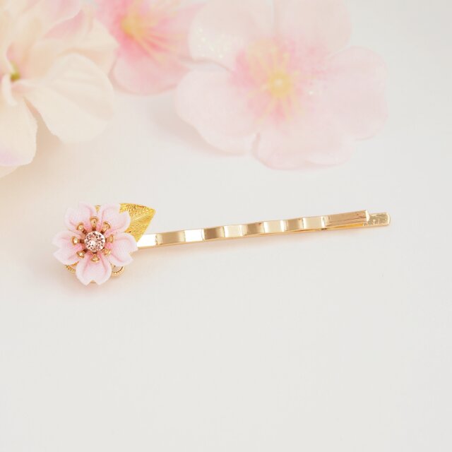 つまみ細工＊ 桜のヘアピン ~花の宴~ | iichi 日々の暮らしを心地よく