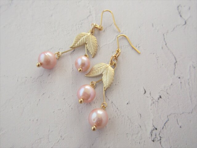 金具変更OK Pierces or Earrings 淡水パール さくらんぼ(P0965)の画像1枚目