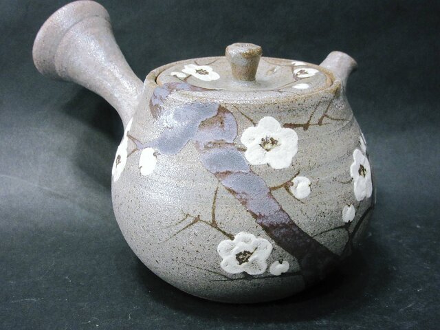 急須(梅)の画像1枚目