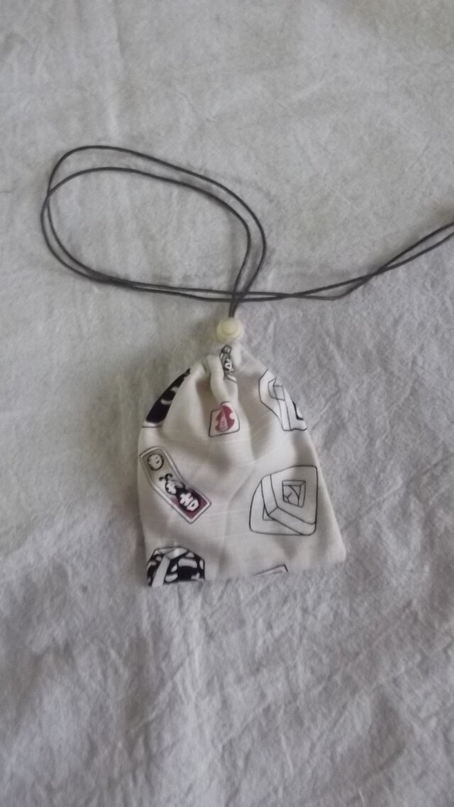 お守り袋のようなミニ巾着袋（送料無料）