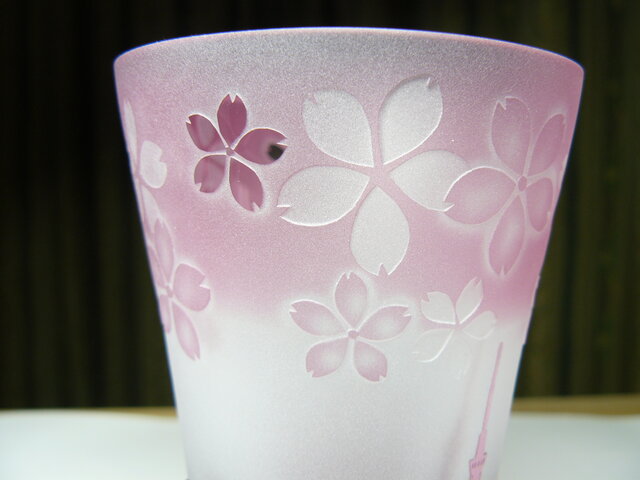 さくら咲く街のタンブラー 東京 ピンク 1個 Iichi ハンドメイド クラフト作品 手仕事品の通販