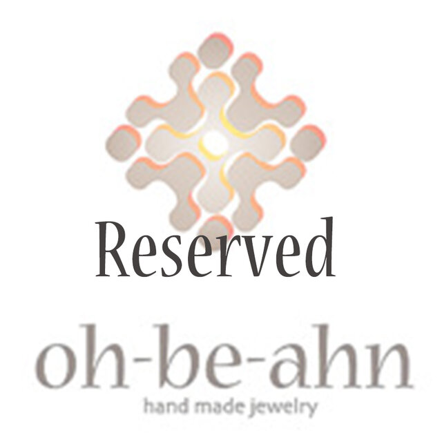 あきこ様オーダー:3mm Swarovski 『スワロフスキー・クリスタルの小さな 2way ピアス- dainty』の画像1枚目