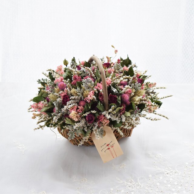 ピュア様・オーダー品（バスケットアレンジ・春を摘み取りました。）