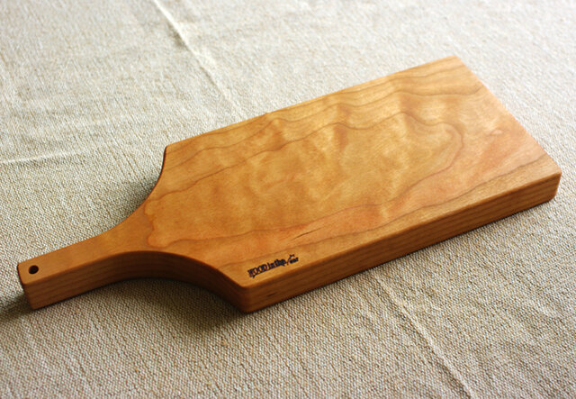 カッティングボード／チェリー | iichi 日々の暮らしを心地よくする
