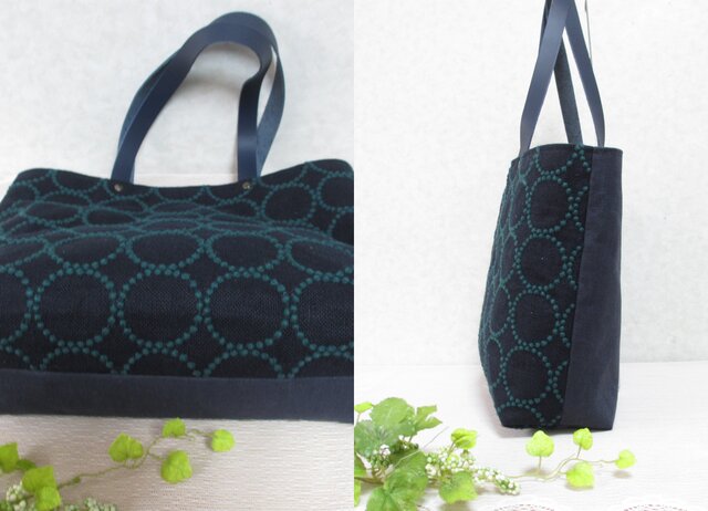 ミナペルホネン、タンバリン×紺地のトート | iichi 日々の暮らしを