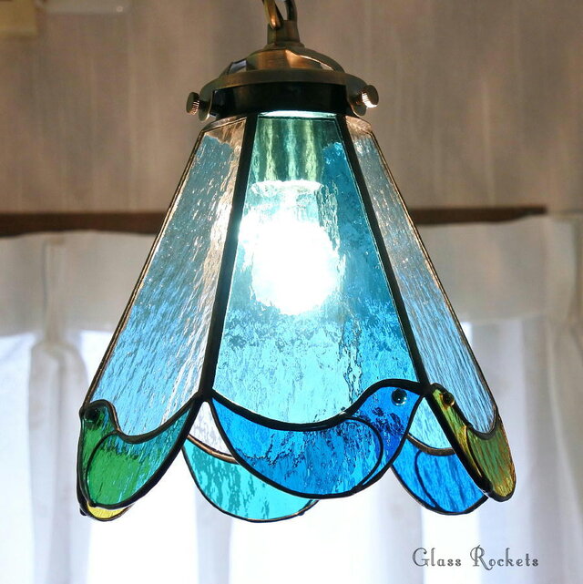 小鳥のステンドグラス ランプ照明 | iichi 日々の暮らしを心地よくする