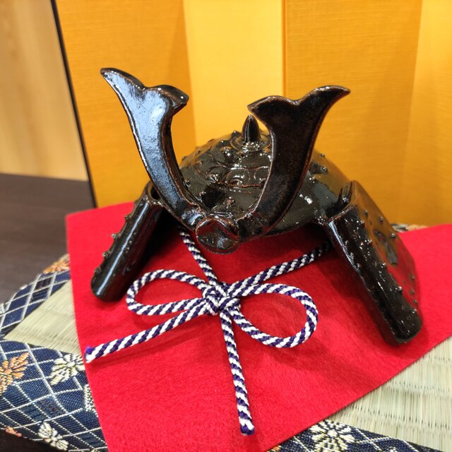 陶器の兜　「黒天目」　五月人形　端午の節句　１～３日以内に発送