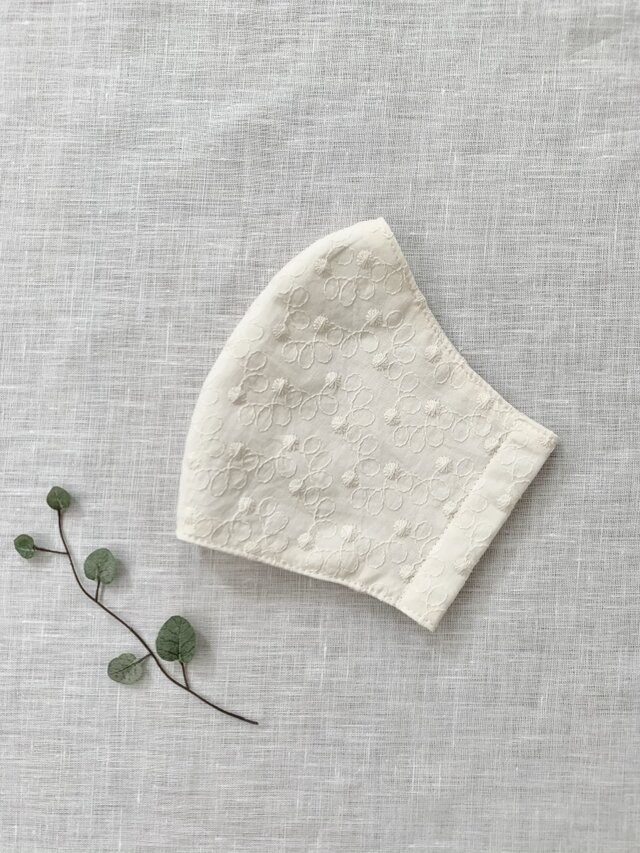 綿ローン刺繍マスク　＊ 送料無料 ＊