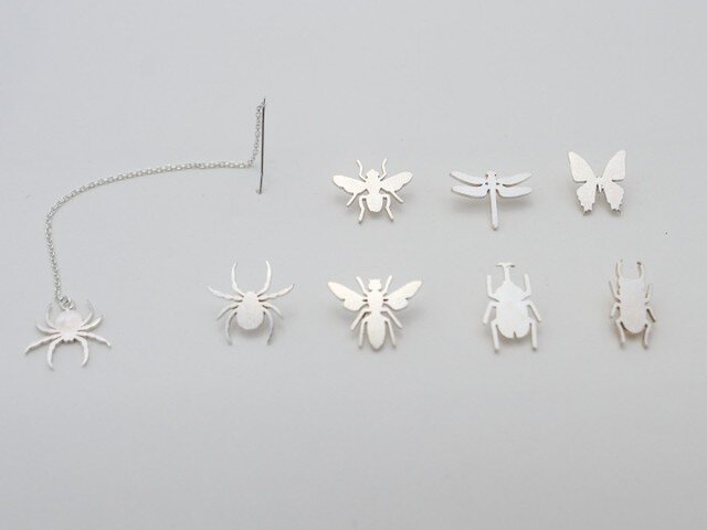 標本ピアス | iichi 日々の暮らしを心地よくするハンドメイドや