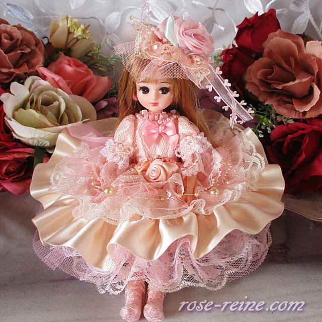 リカちゃんやブライスのドレス ロリータロマンス リカちゃん＆ブライス キュートな深紅のフリル