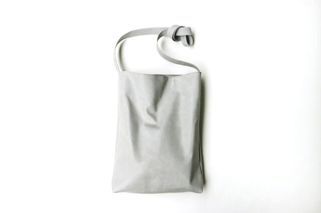 程よい袋 GRAY (牛革)の画像1枚目