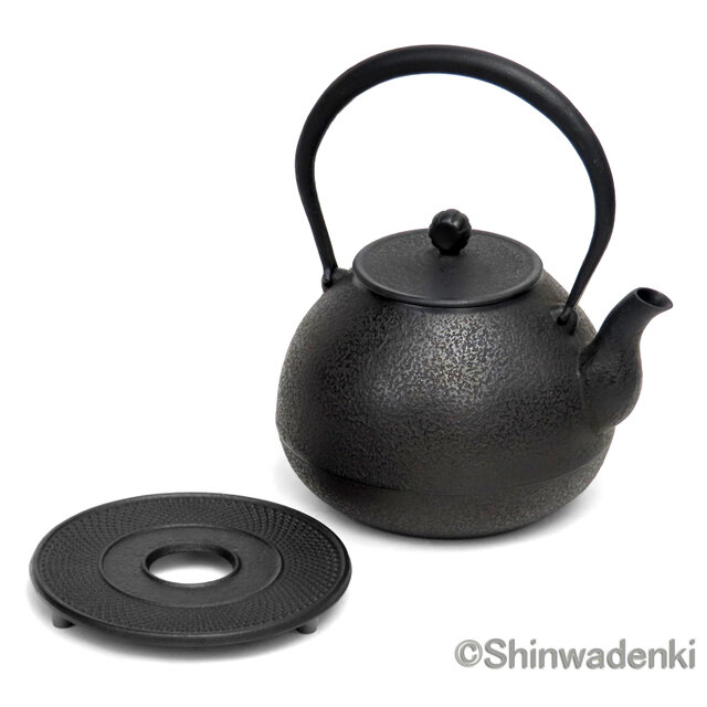 鉄瓶　工芸品 予約販売】日本民藝館展奨励賞受賞 紅蓮堂 葛巻元作 南部鉄器