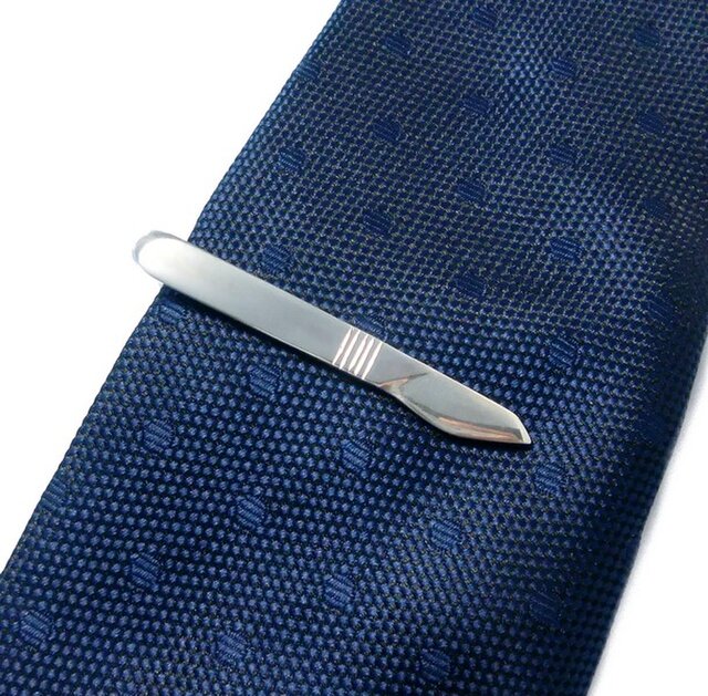 メス 医療器具 シルバーネクタイピン A | iichi 日々の暮らしを