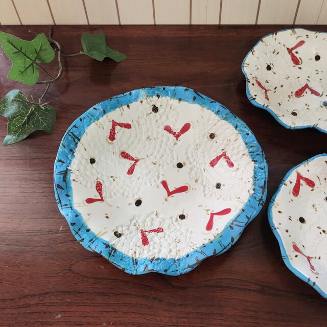 ハート柄の浅鉢