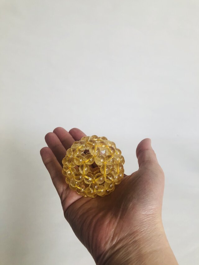 2.神聖幾何学フラーレン ８mm レインボーシトリン(黄水晶)オブジェ