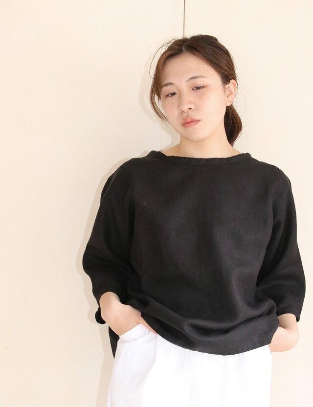 麻のスタンドカラー ドルマンスリーブプルオーバー（黒）