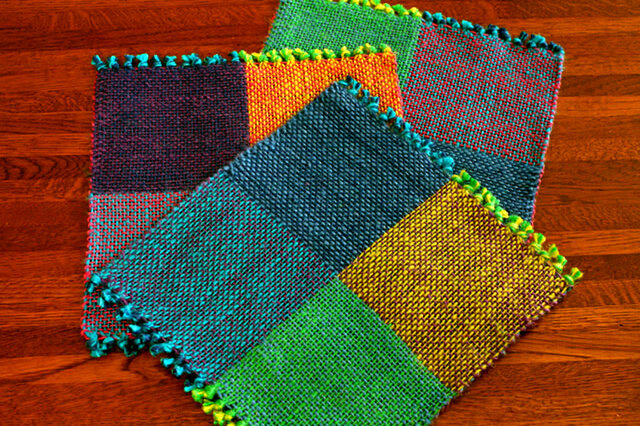 手織り 二重織によるカラーリネンのミニマット（№２） | iichi 日々の