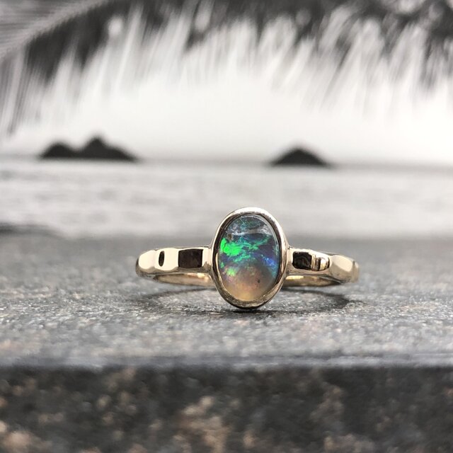 Opal Ring of Ripple Arm "キラキラ輝くアームのオパールのリング”の画像1枚目
