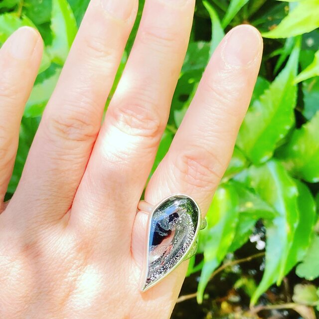黒硝子に銀箔流し/950silverリング・#18の画像1枚目