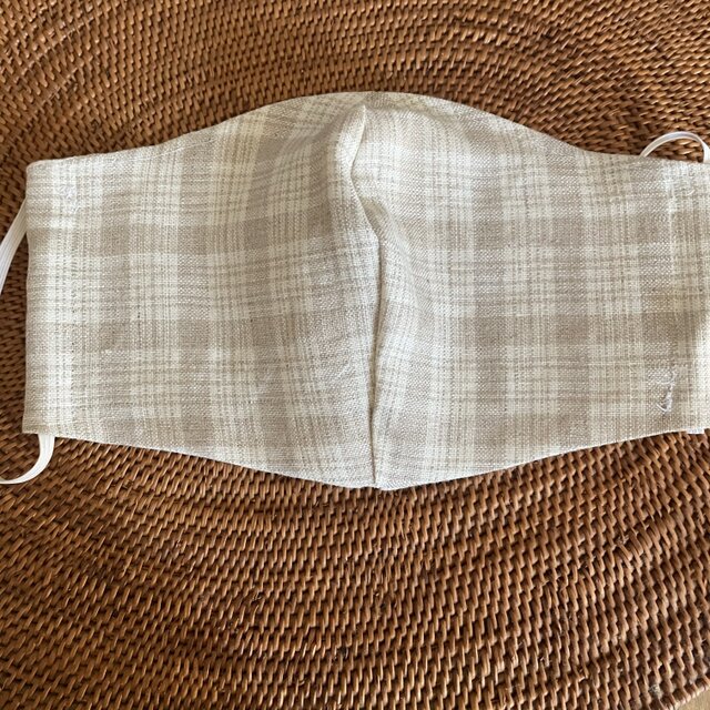 立体マスク 麻チェックベージ白Lの画像1枚目