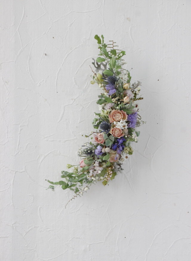 繊月のリース（early summer）