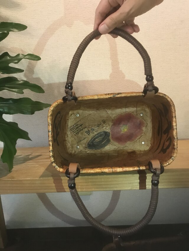 ハンドメイド一閑張りバッグ 一閑張りバッグ | iichi 日々の暮らしを心地よくする