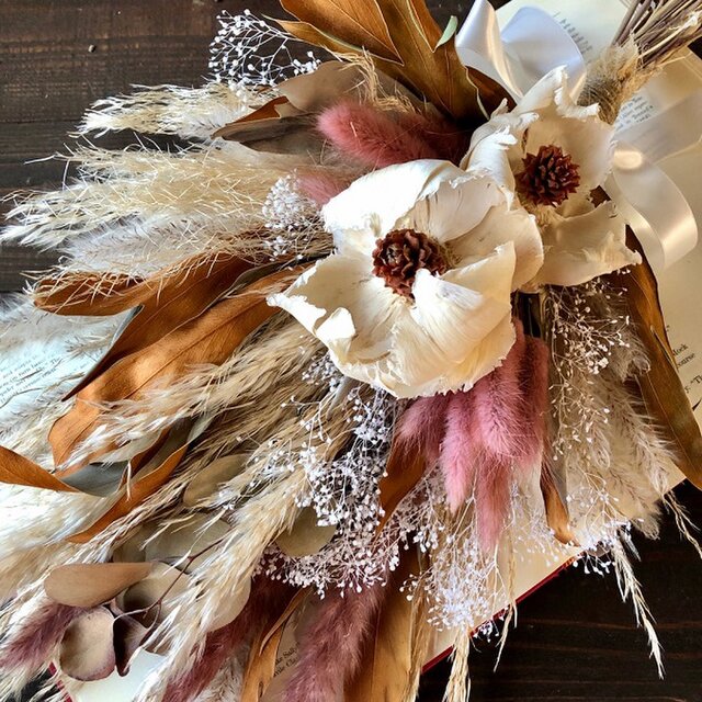 星月猫 パンパスグラスとココフラワーのピンクスワッグ ドライフラワー 花束 Iichi ハンドメイド クラフト作品 手仕事品の通販