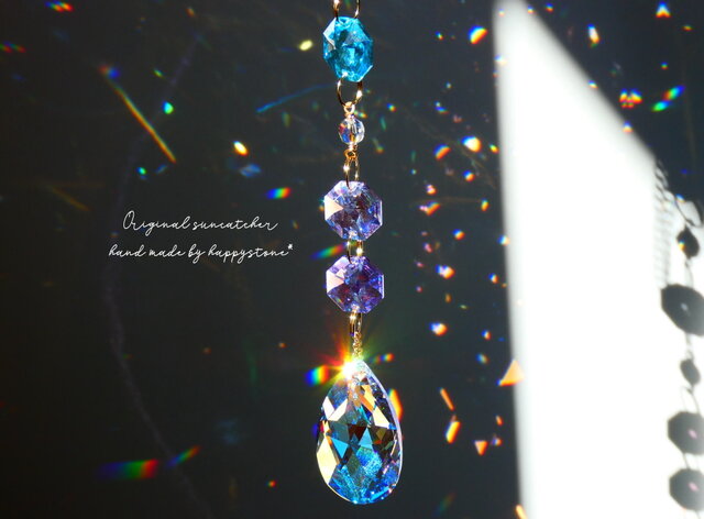 サンキャッチャー スワロフスキー ₊✼̥ちゃみ様おまとめ2点ページ✩.*˚ 癒し色*スワロフスキーのみ使用*雫サンキャッチャー | iichi