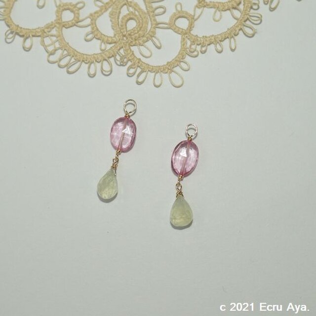 *刺繍花*ピンクトパーズがメインのピアスチャーム