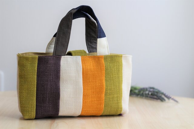 木飾りのミニ手持ちバッグ シリーズ Iichi ハンドメイド クラフト作品 手仕事品の通販