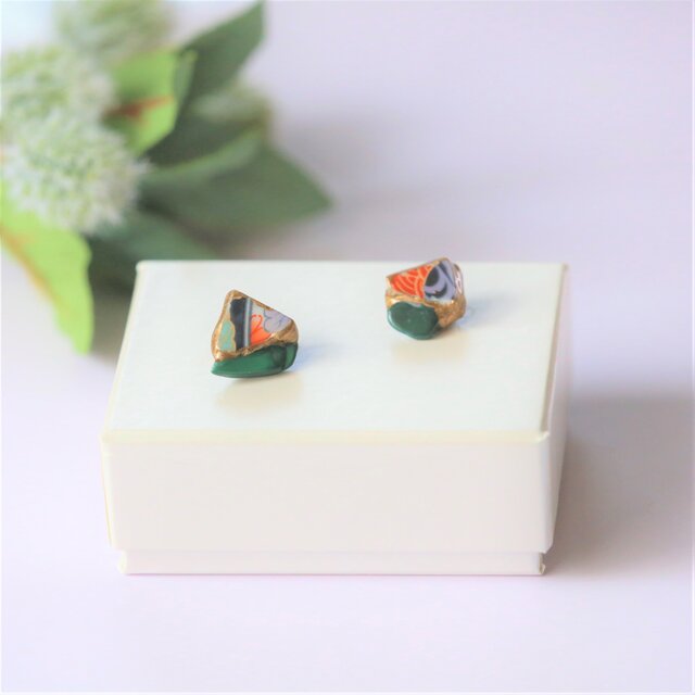 有田焼 陶片 x 金継ぎ ピアス イヤリング （マラカイト)