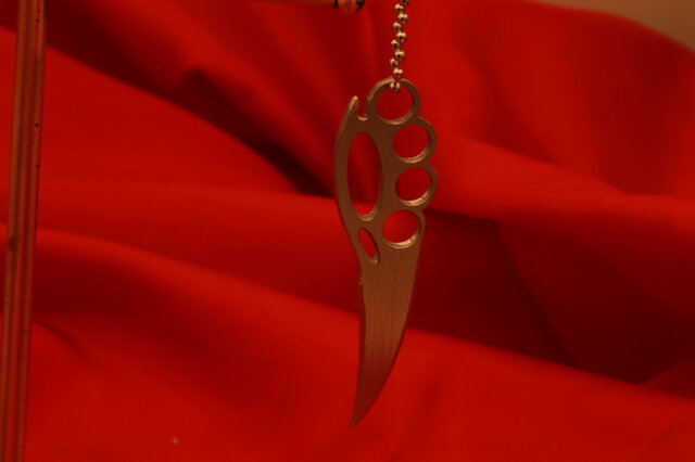 バトルナイフ型ペンダントトップ・キーホルダー・ペーパーナイフ バトルナイフ型ペンダントトップ・キーホルダー・ペーパーナイフ