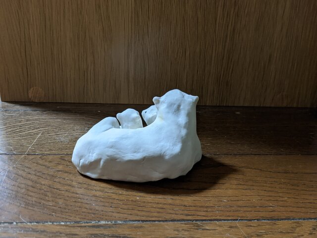 村井陽子さん 犬 しろくま 置物