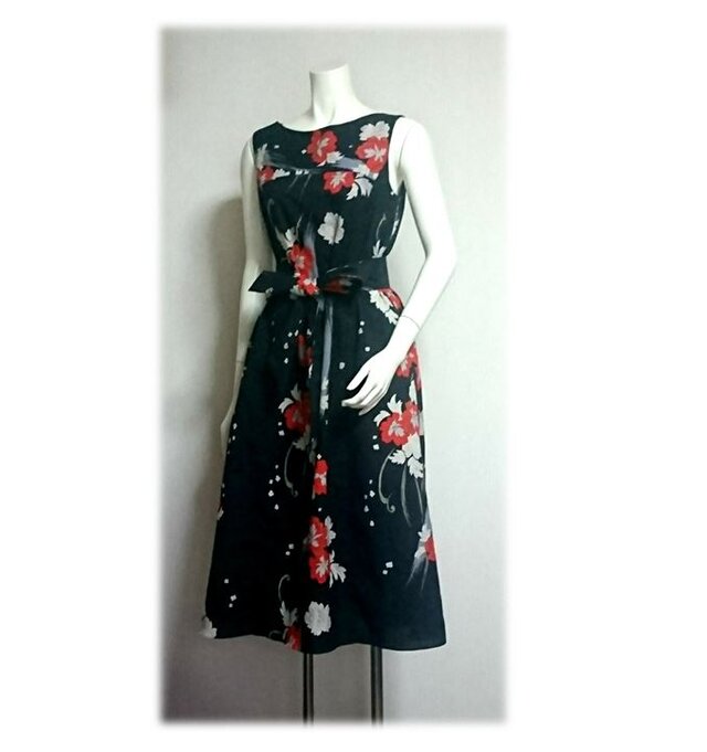 203＊浴衣リメイクＡラインワンピース（黒／花）