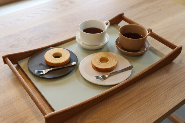 サービングトレイ（ピスタチオ） | iichi 日々の暮らしを心地よくする