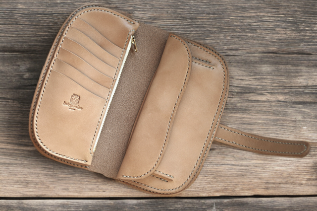 本革サドルレザーの長財布【受注製作】 | iichi 日々の暮らしを