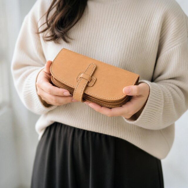 本革手縫いのフラップ長財布【受注製作】 | iichi 日々の暮らしを