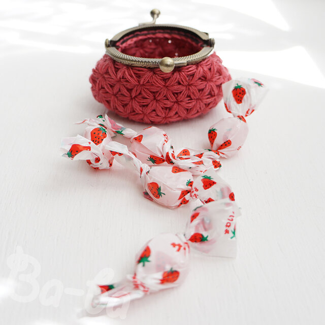 ばあば作・リフ編みのminiがま口（roseo・C1447）