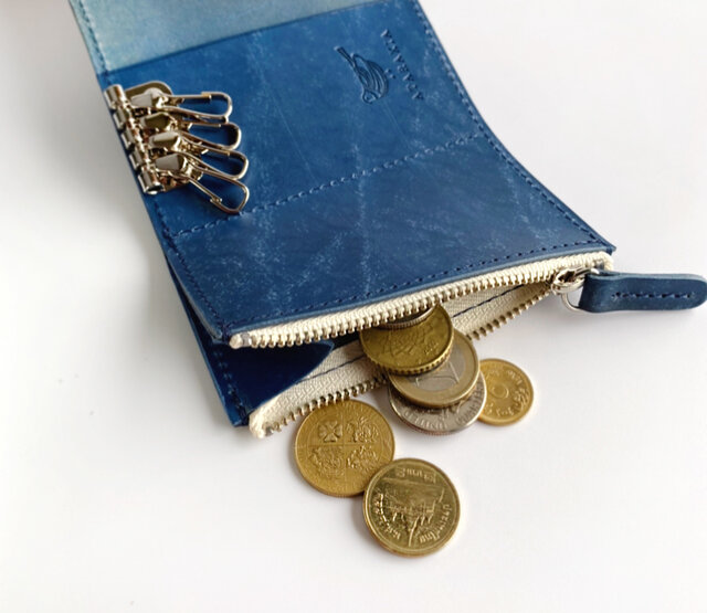 【本革】究極のキーケース イタリアンレザー ブルー 便利 プレゼント 限定色】ファスナーポケット付きキーケース ブルー（イタリアン