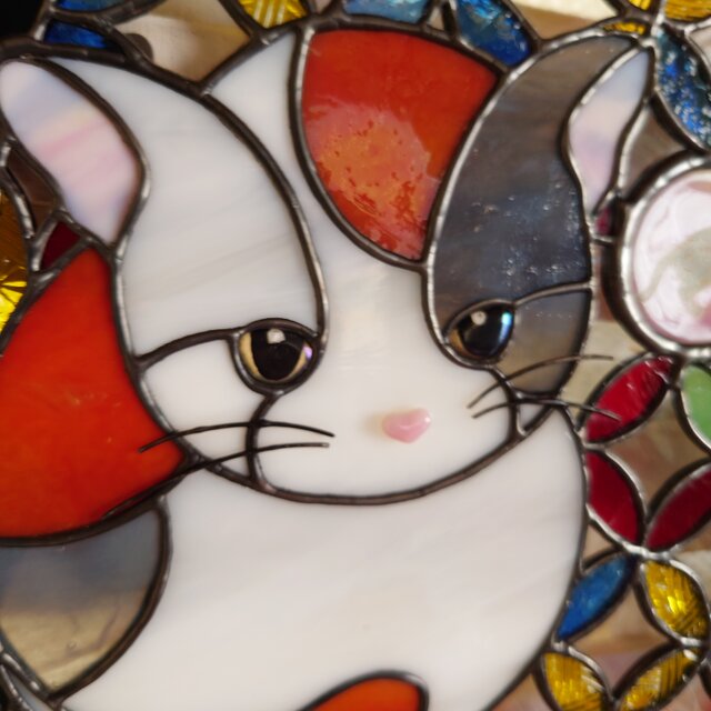 丸猫ステンドグラスの時計 | iichi 日々の暮らしを心地よくする