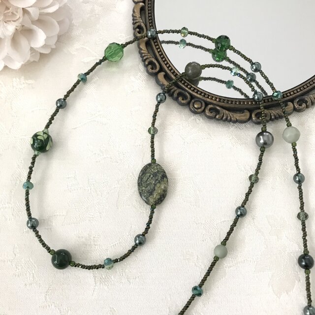 アースカラー の ロングネックレス 緑 グリーン ビーズ パール | iichi